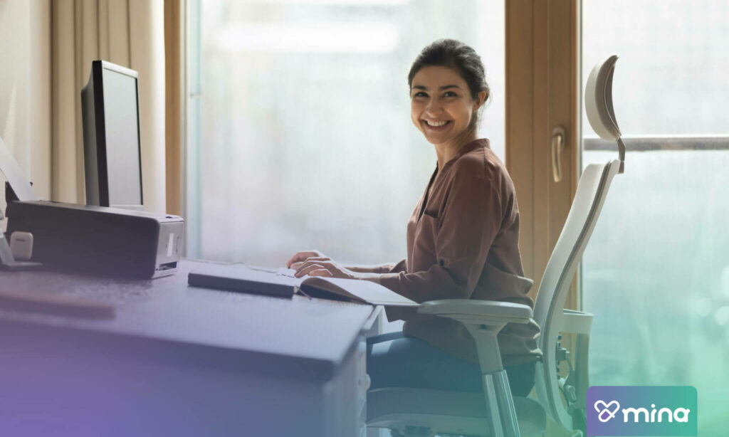 Una silla ergonómica es un ejemplo de cómo promover la salud laboral