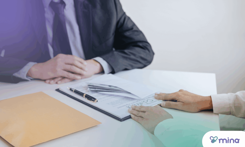 La indemnización laboral es la compensación económica que se da a un colaborador por despido injustificado.  
